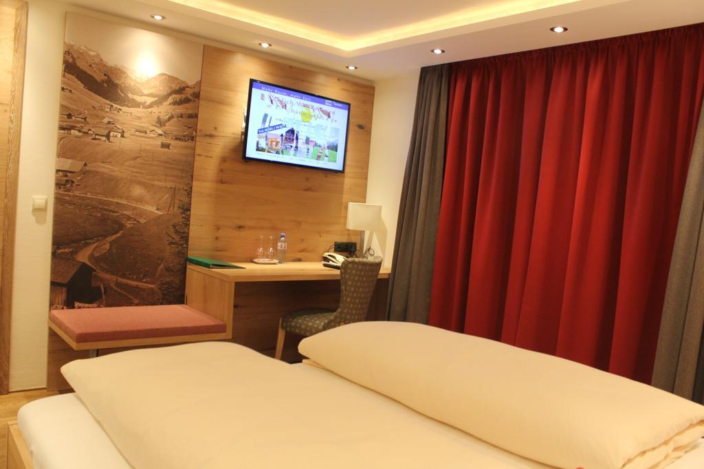 Hotel Garni Lärchenhof Lech am Arlberg Zimmer foto